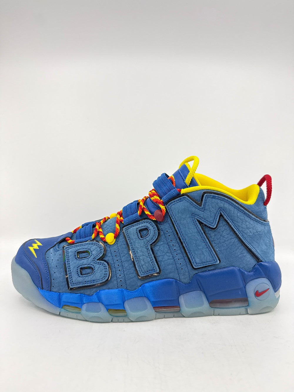 NIKE AIR MORE UPTEMPO - DOERNBECHER (2017)|40365