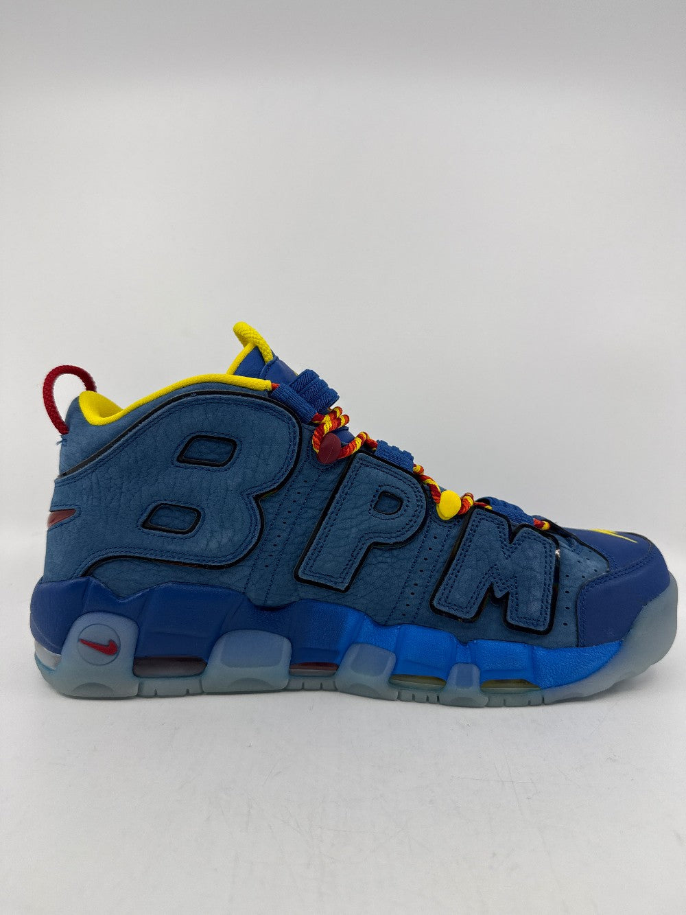 NIKE AIR MORE UPTEMPO - DOERNBECHER (2017)|40367