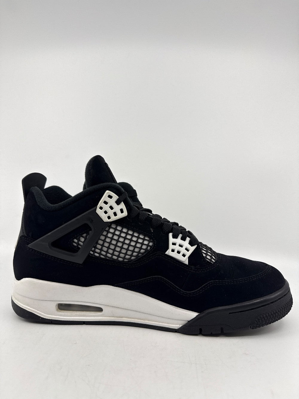 *USED* AJ 4 - WHITE THUNDER|40523