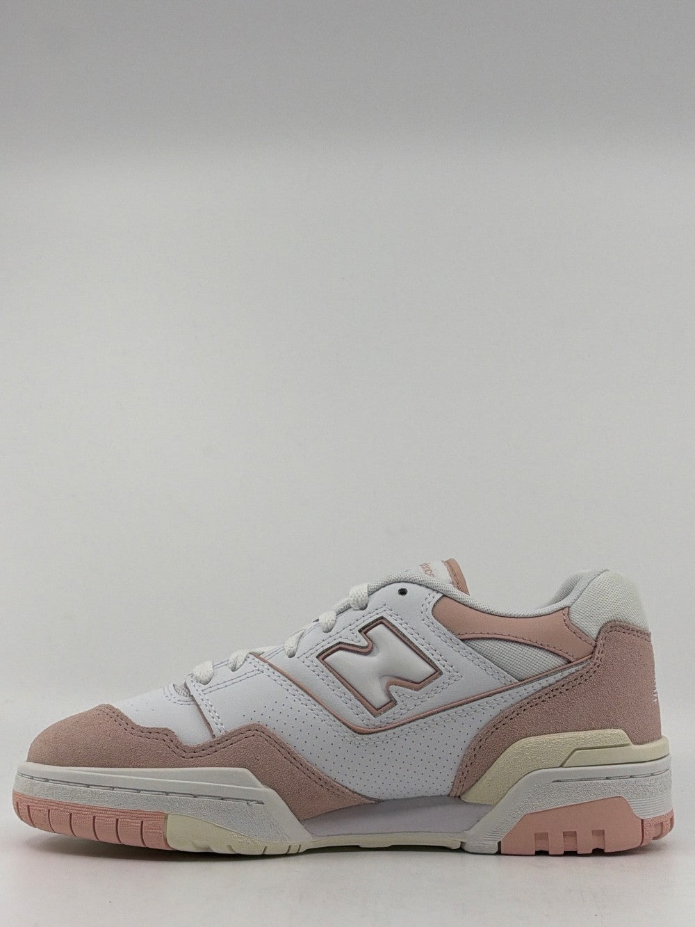 NEW BALANCE 550 (W) - PINK SAND SEA SALT|40588