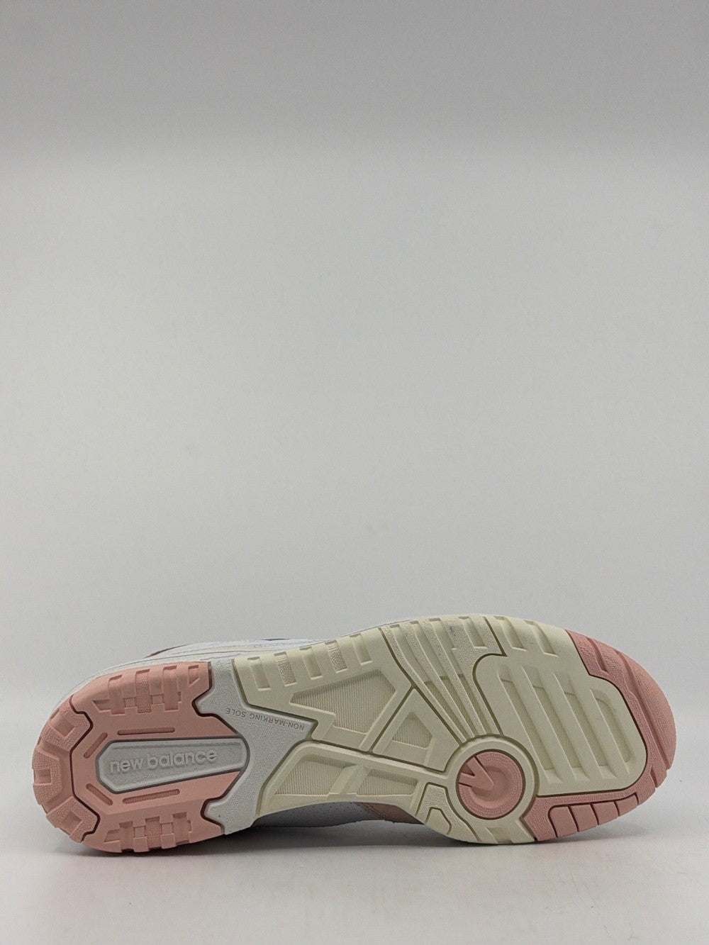 NEW BALANCE 550 (W) - PINK SAND SEA SALT|40591