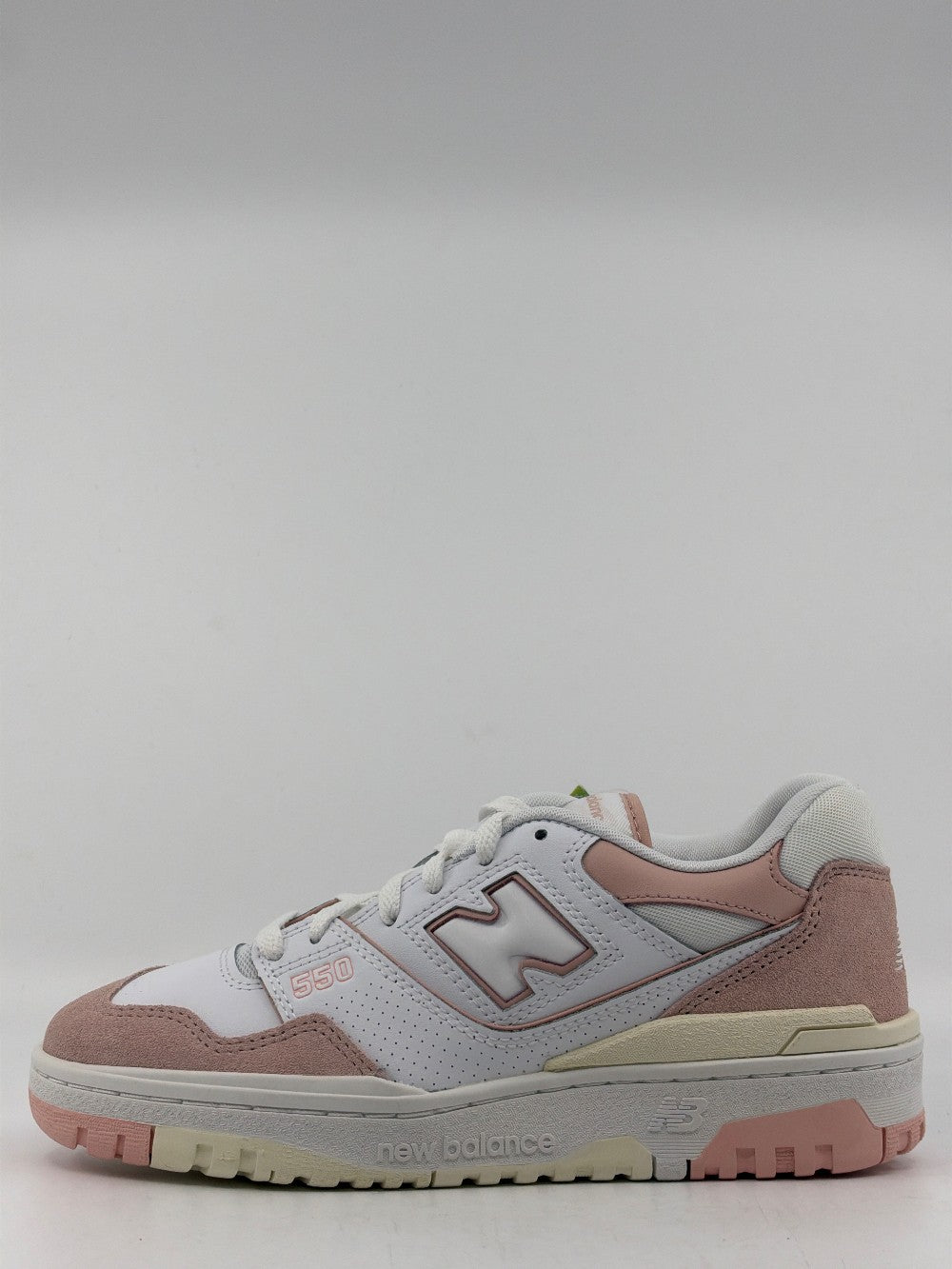 NEW BALANCE 550 (W) - PINK SAND SEA SALT|40592