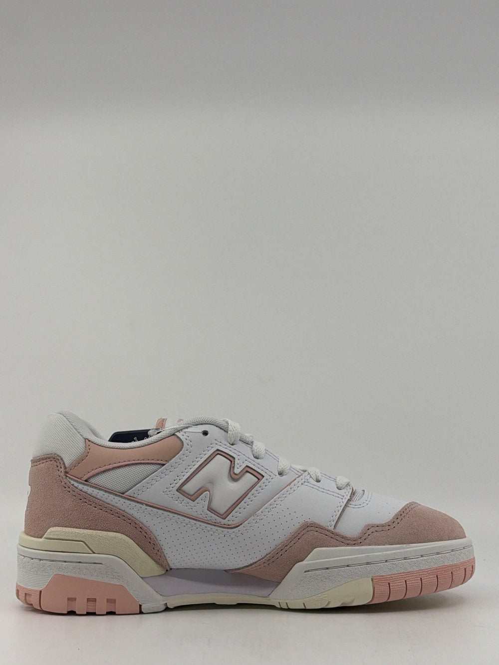NEW BALANCE 550 (W) - PINK SAND SEA SALT|40594