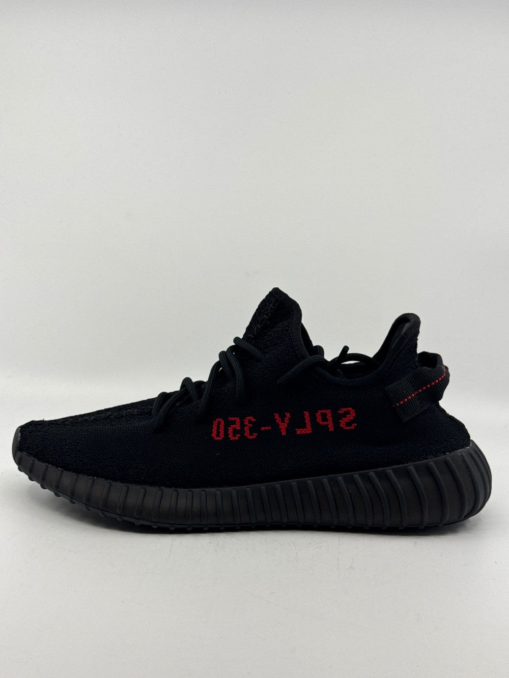 *NO BOX* YEEZY 350 V2 - BLACK RED|40664