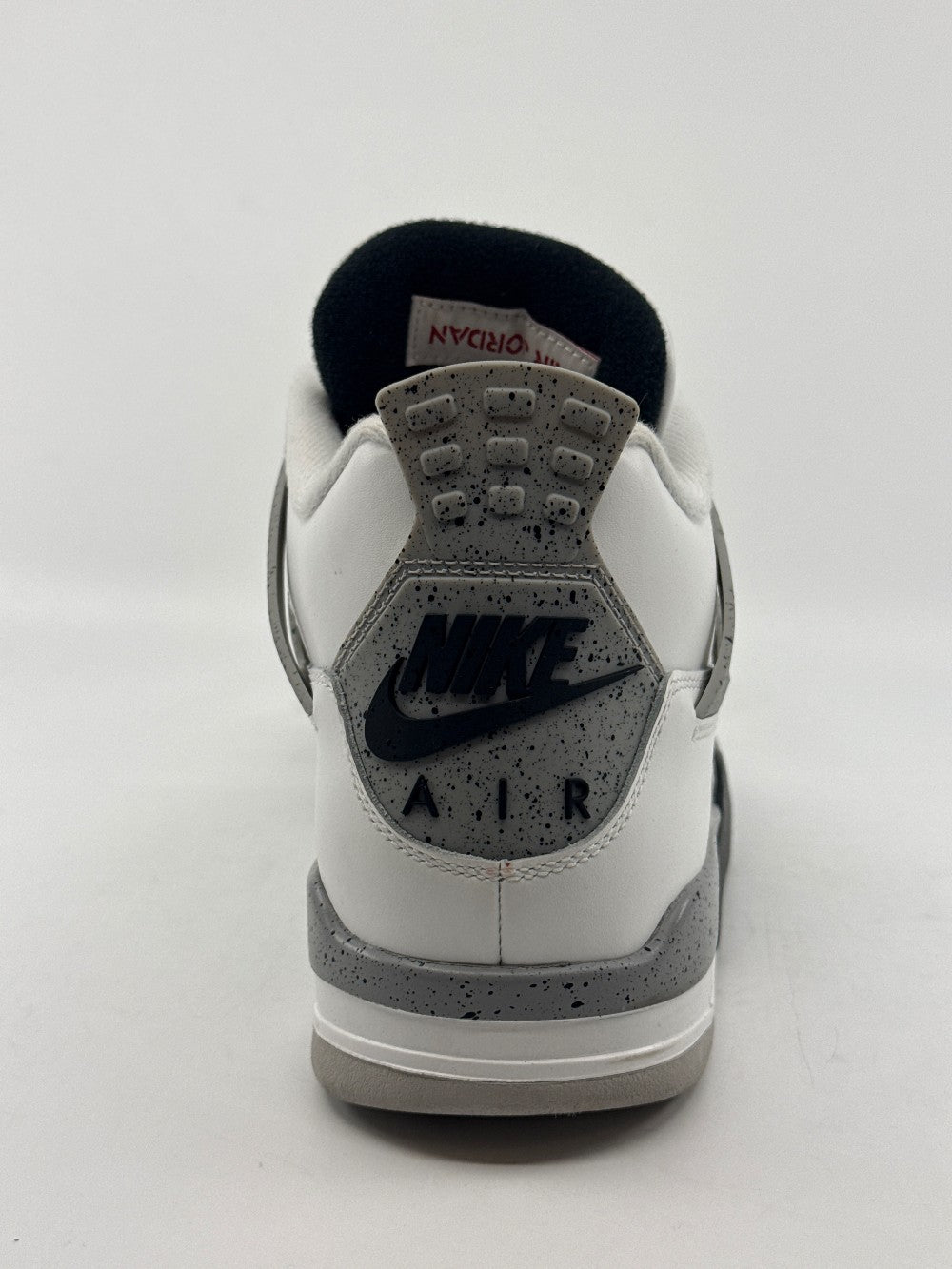 *VNDS* AJ 4 - WHITE CEMENT (2025)|40760