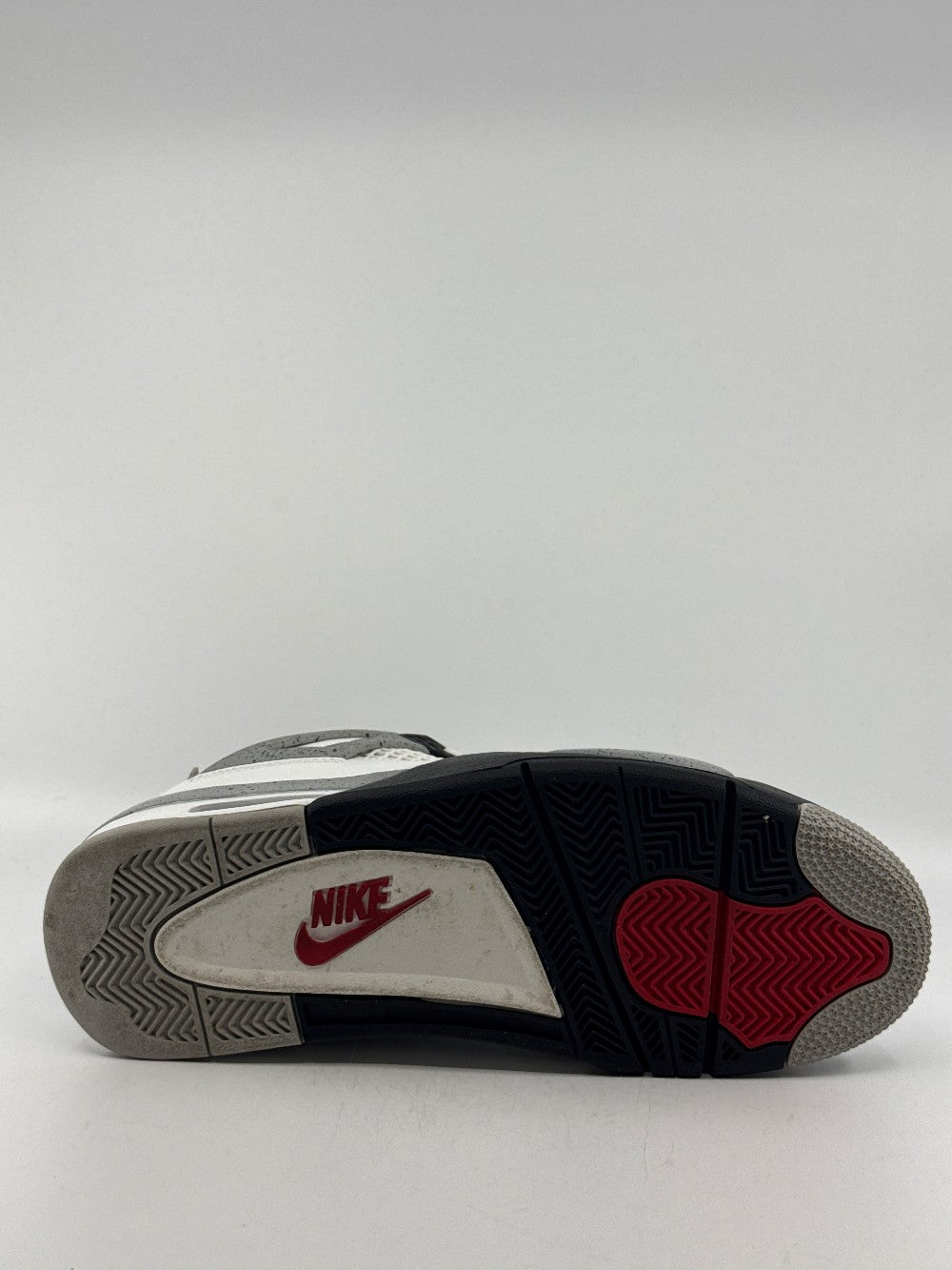 *VNDS* AJ 4 - WHITE CEMENT (2025)|40764