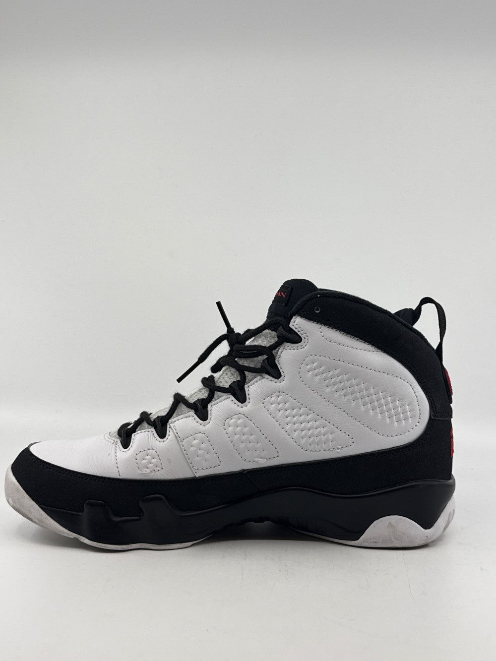 *USED* AJ 9 - OG (2016)|40779