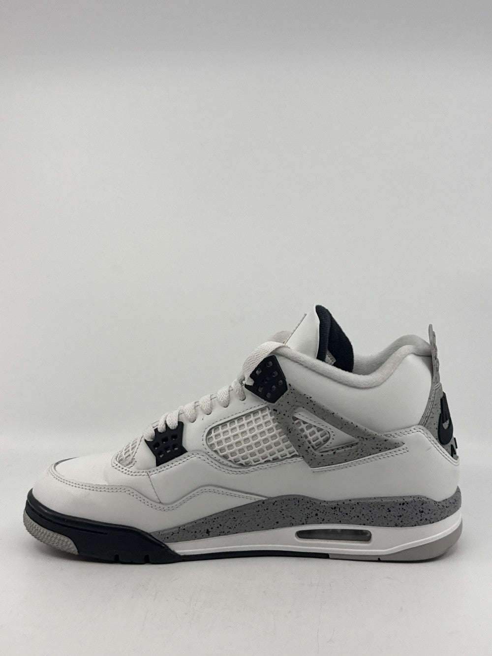 *USED/NO BOX* AJ 4 - WHITE CEMENT (2025)|40833