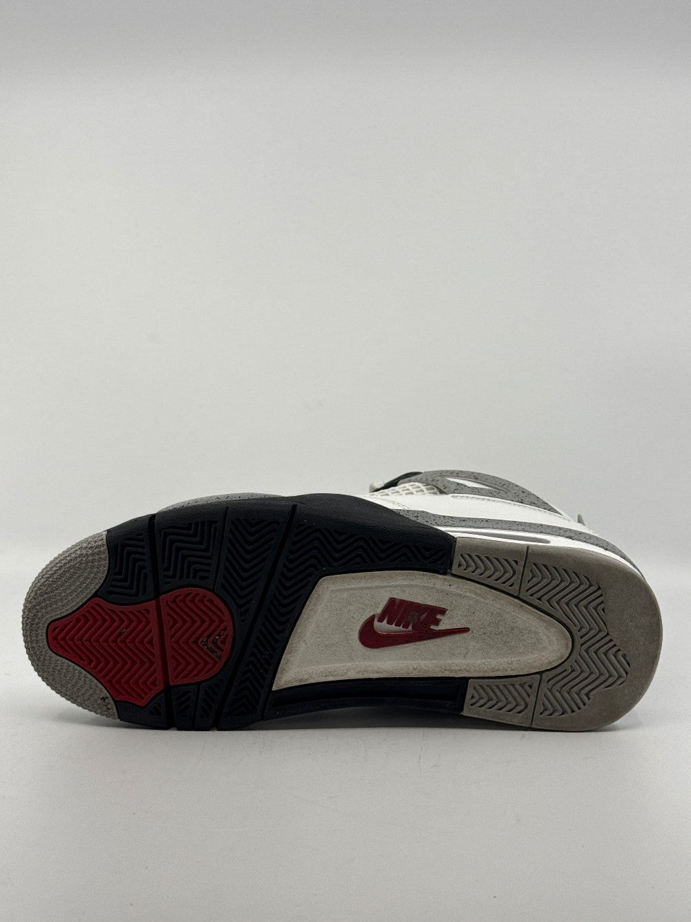 *USED/NO BOX* AJ 4 - WHITE CEMENT (2025)|40842