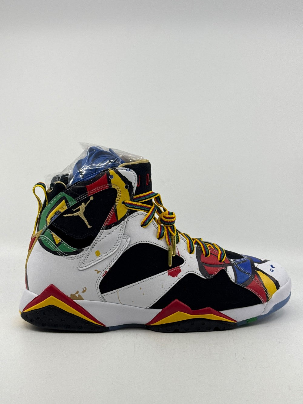 AJ 7 - MIRO (2026)|40843