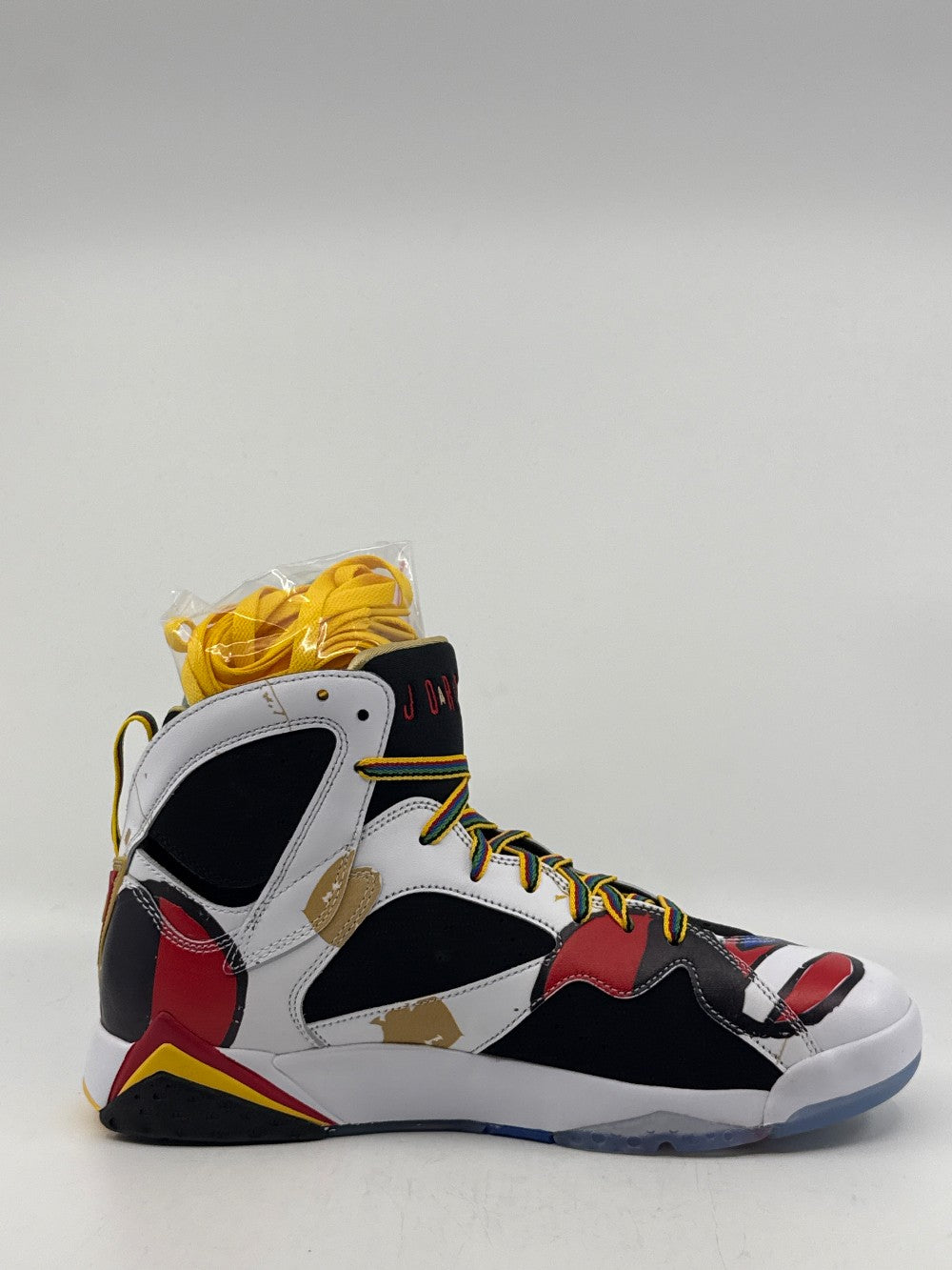 AJ 7 - MIRO (2026)|40851