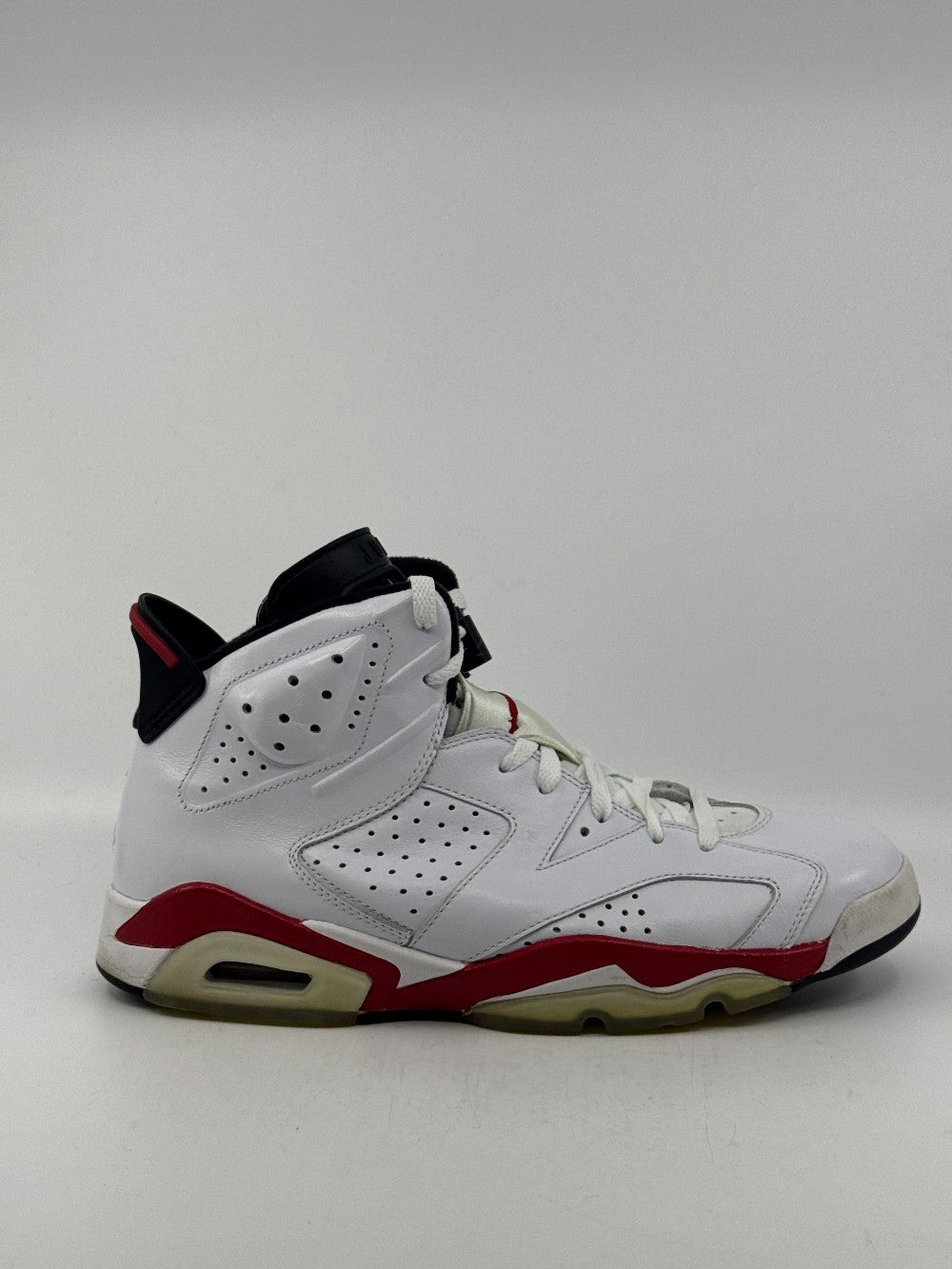 *USED* AJ 6 - BULLS (2010)|40856