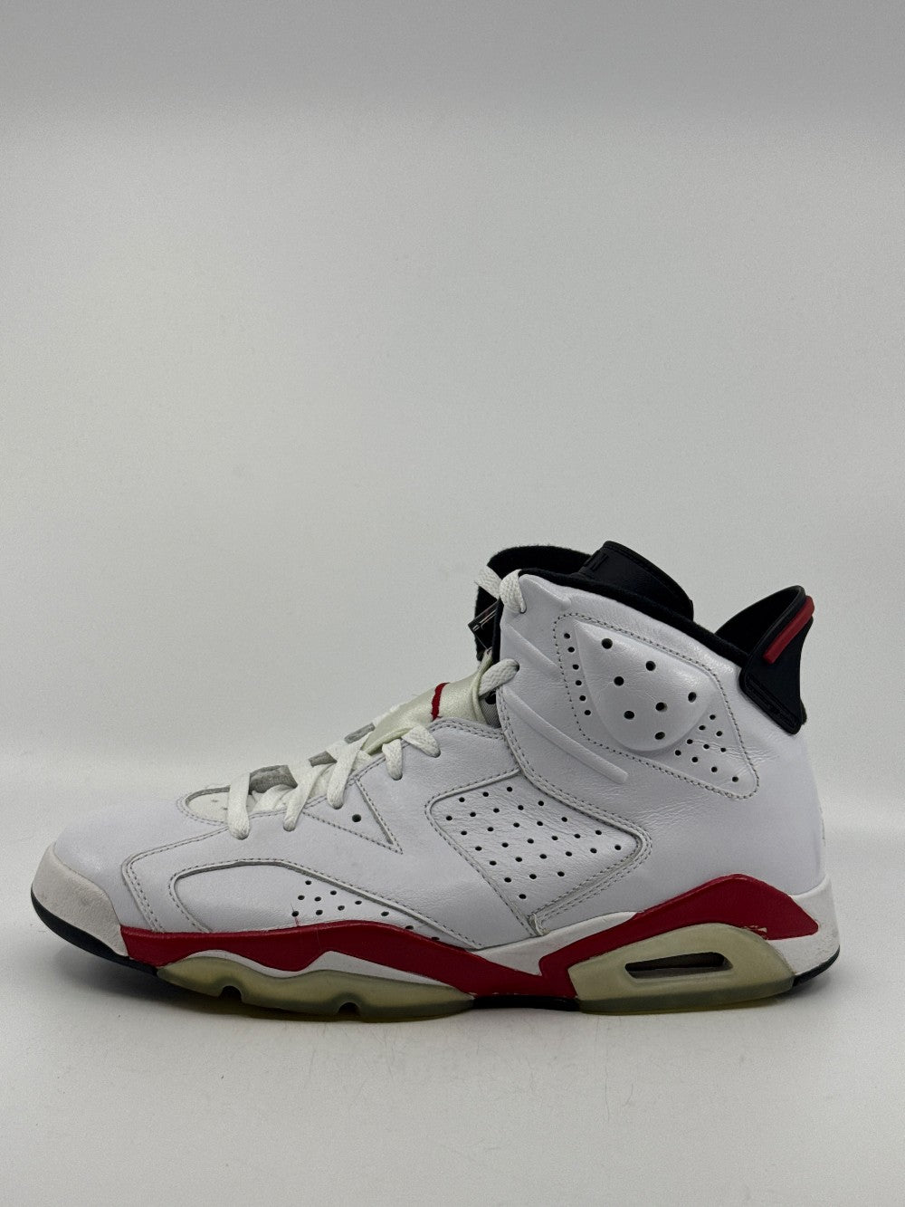 *USED* AJ 6 - BULLS (2010)|40863