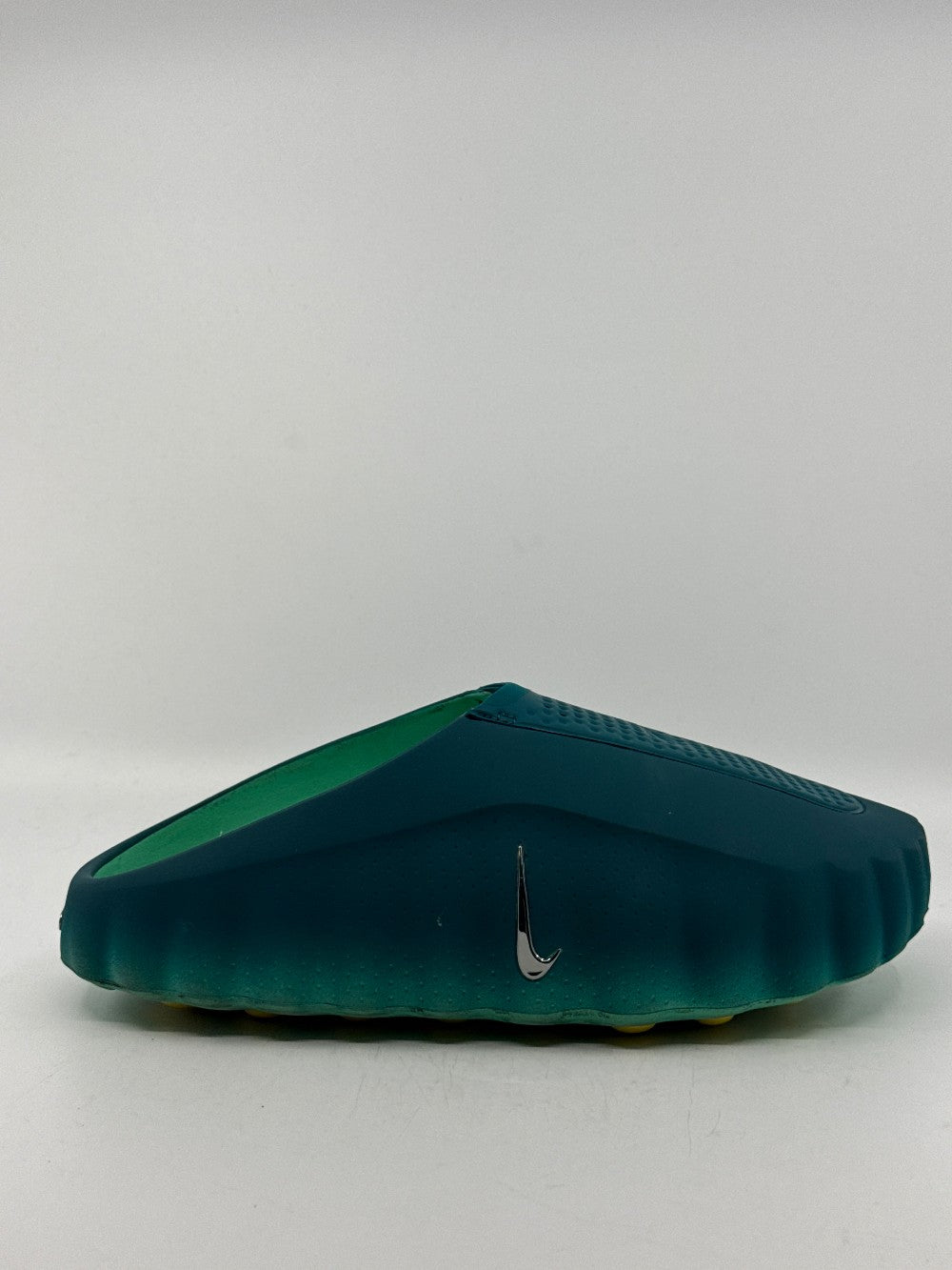 *USED* NIKE MIND 001 SLIDE - GEODE TEAL LIGHT MENTA|40869