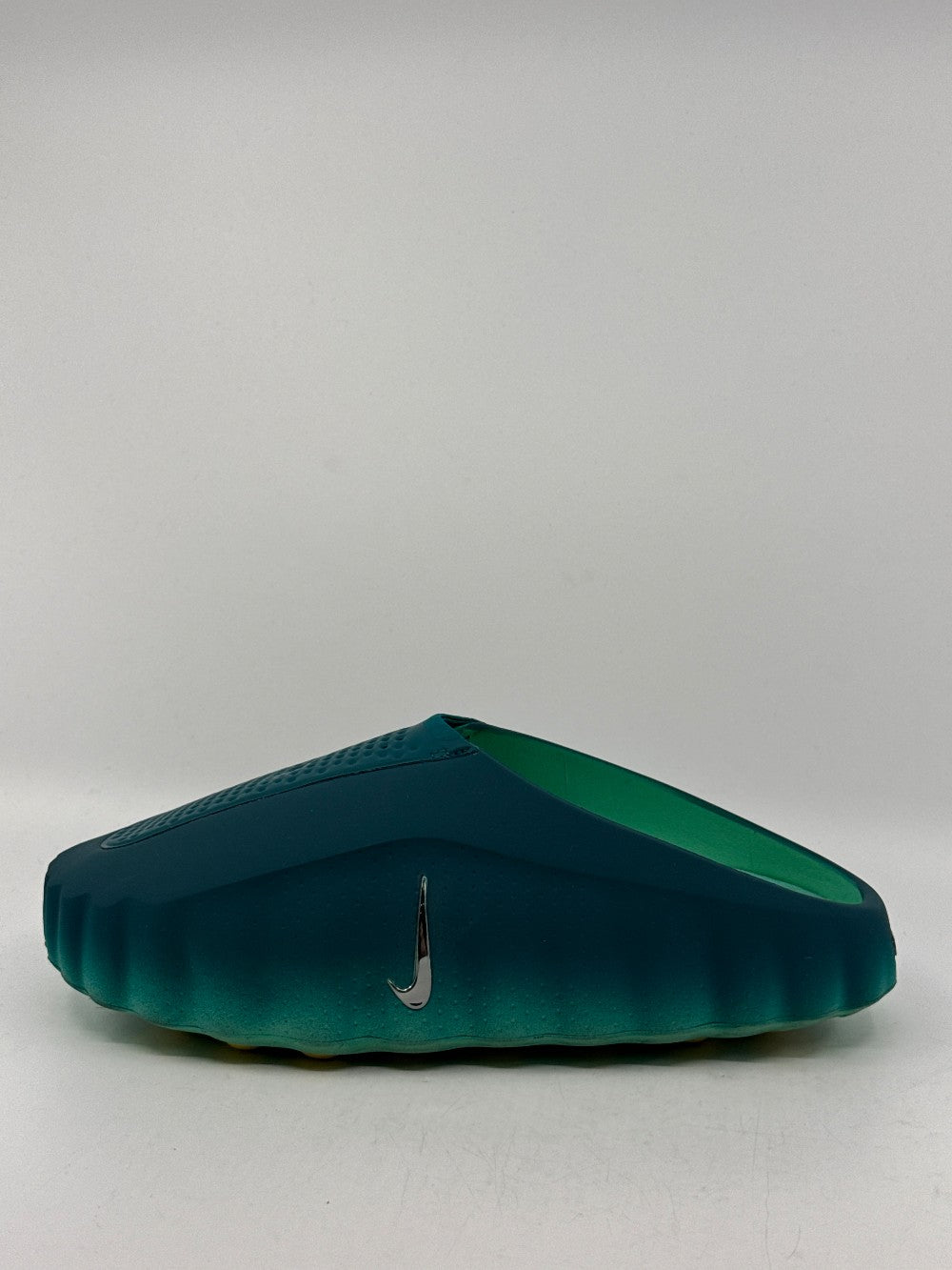 *USED* NIKE MIND 001 SLIDE - GEODE TEAL LIGHT MENTA|40875