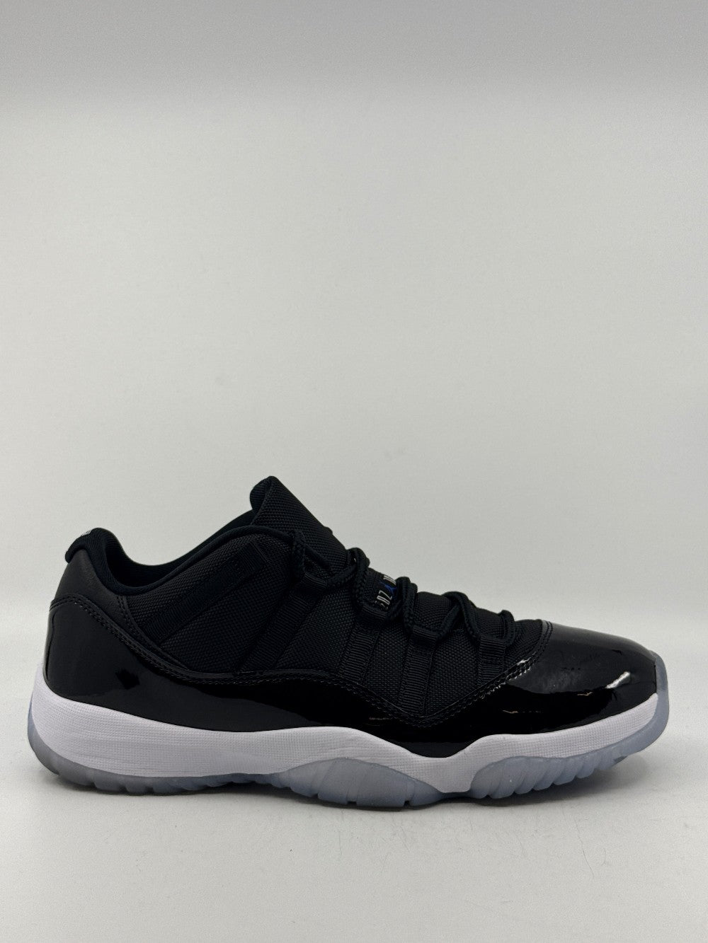*USED* AJ 11 LOW - SAPACE JAM|40881