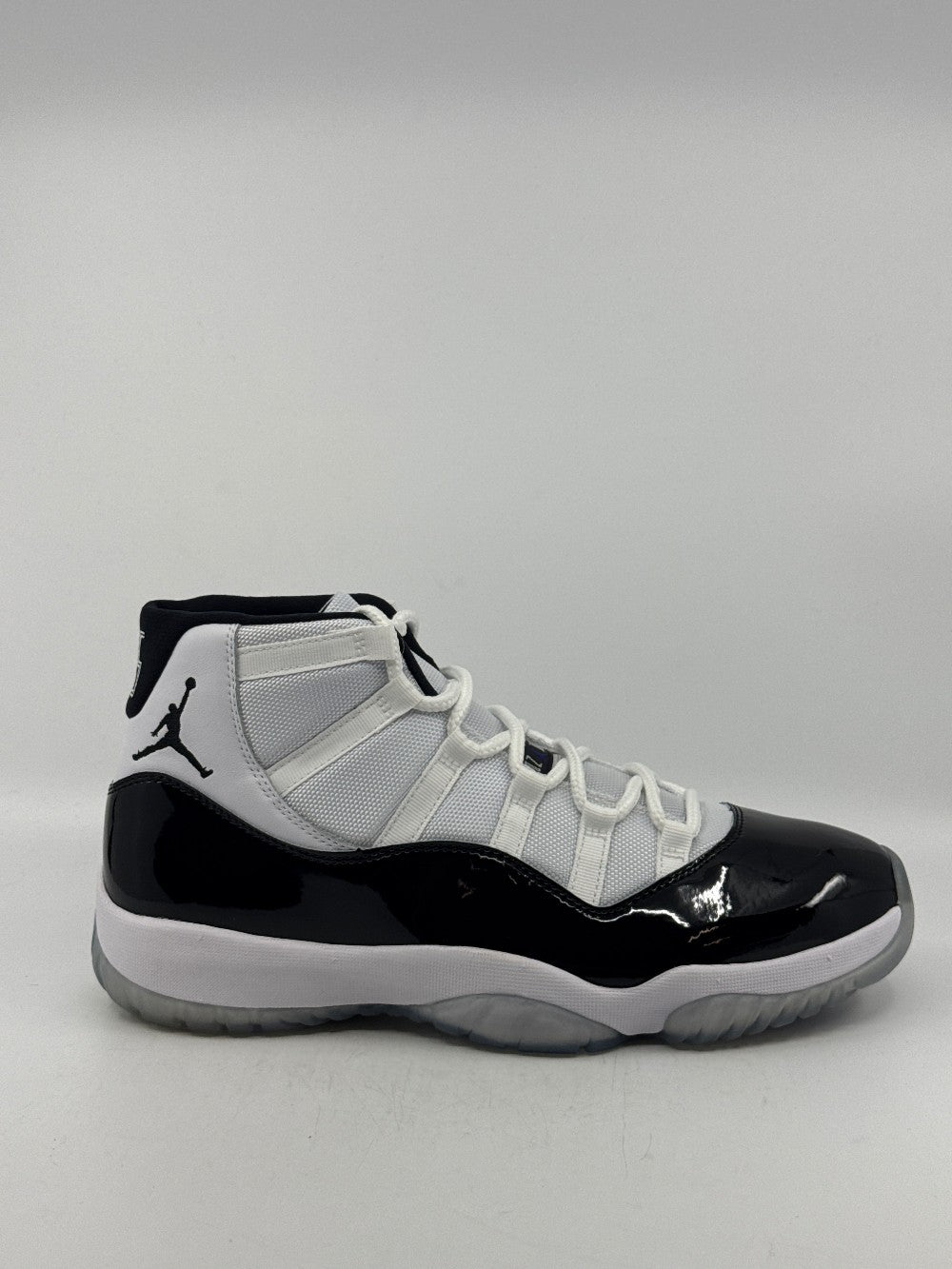 AJ 11 - CONCORD (2018)|40893