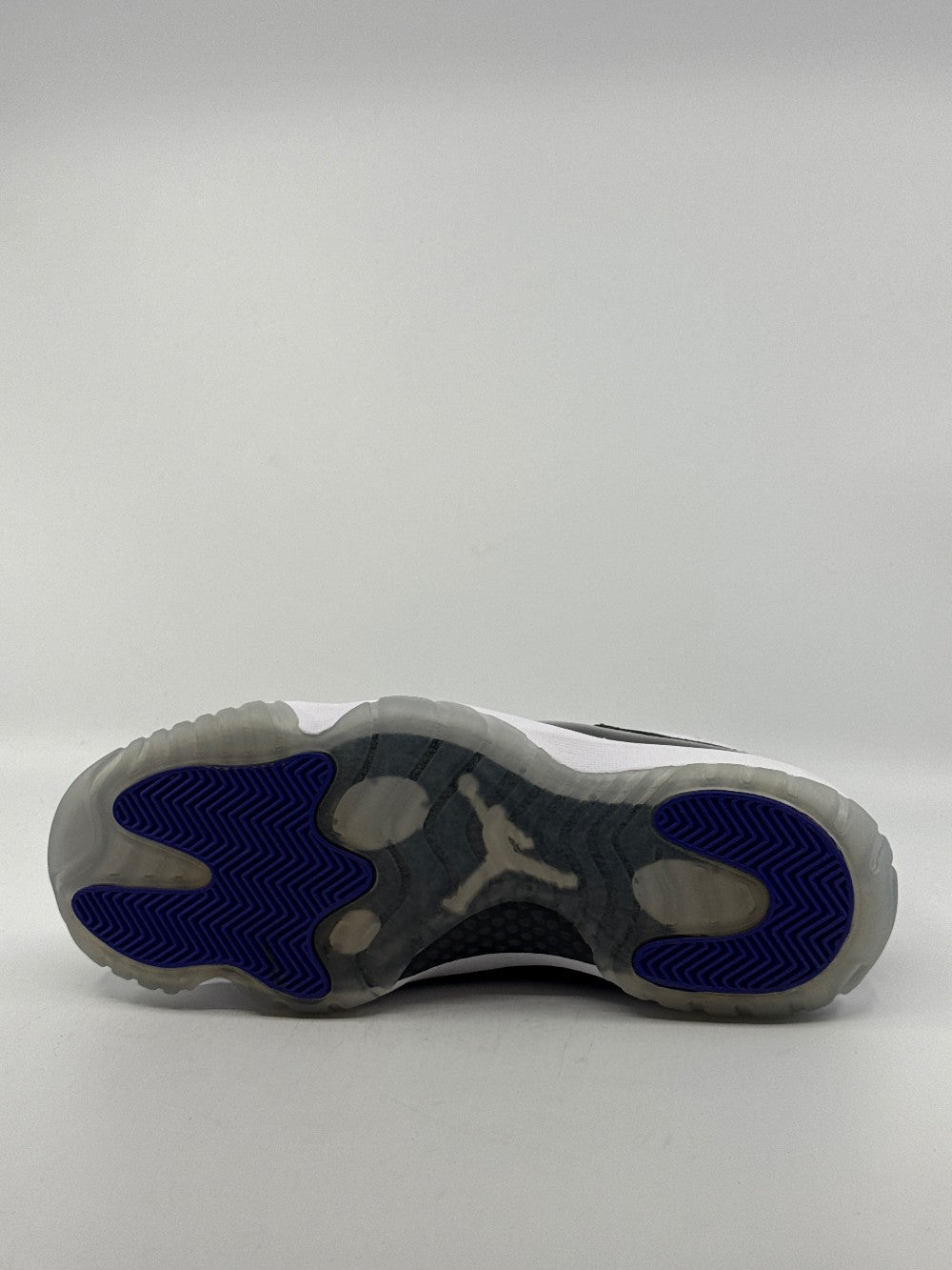 AJ 11 - CONCORD (2018)|40904