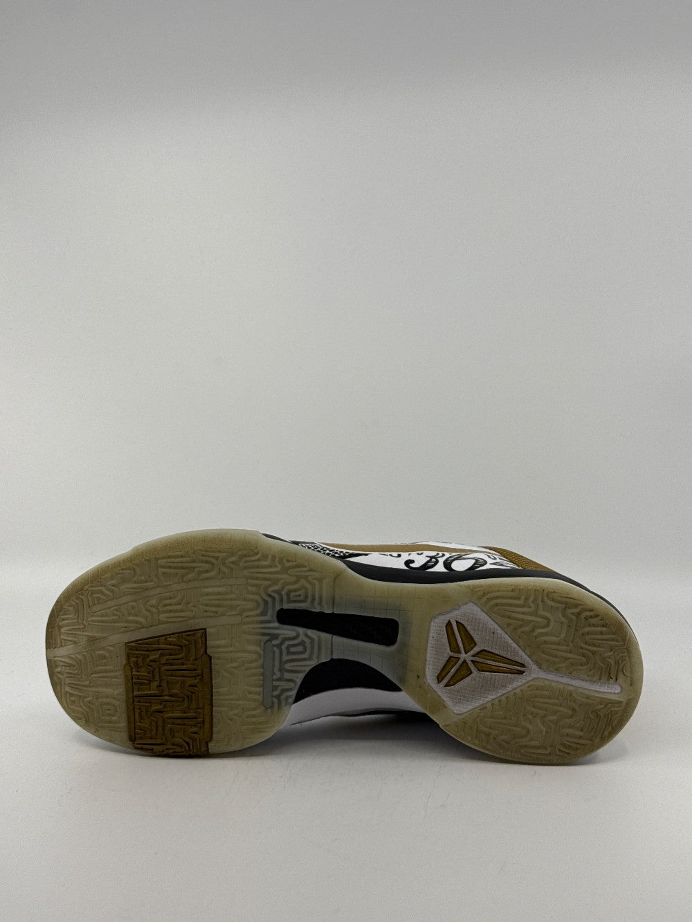 *USED* NIKE KOBE 5 - BIG STAGE/PARADE|40958