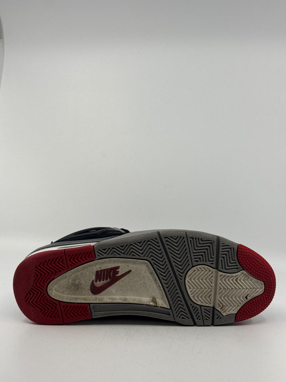 *USED* AJ 4 - BRED (2019)|40987