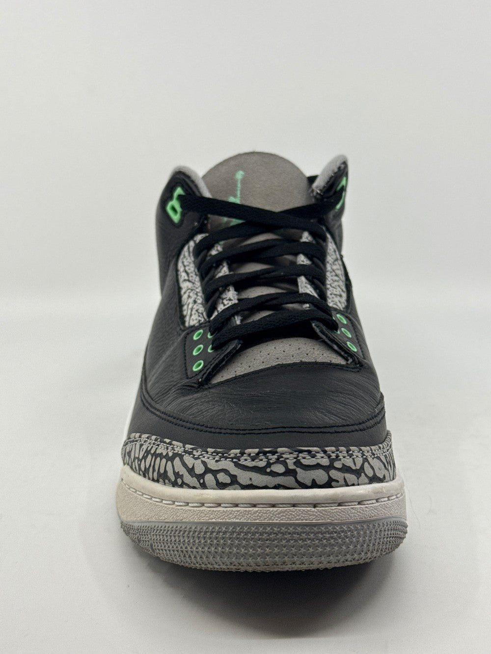 *USED/NO BOX* AJ 3 - GREEN GLOW|41045