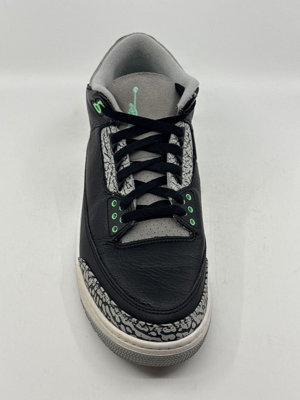 *USED/NO BOX* AJ 3 - GREEN GLOW|41046