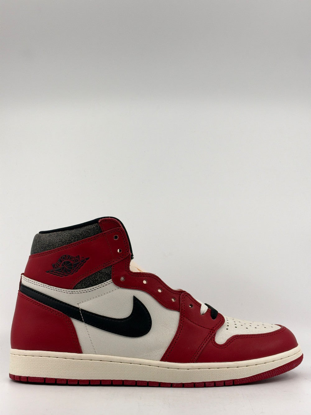 AJ 1 - CHICAGO LOST AND FOUND|41093