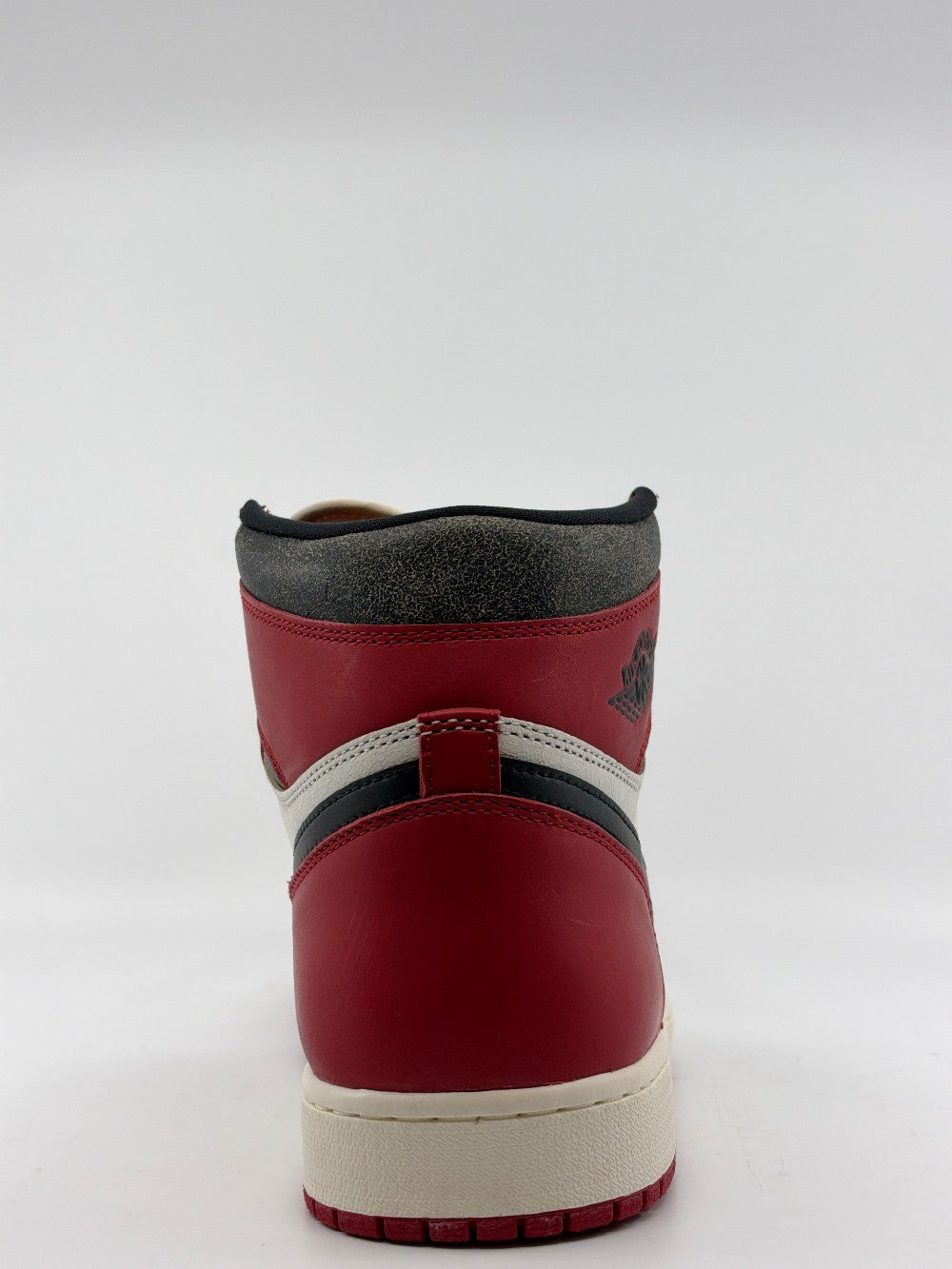 AJ 1 - CHICAGO LOST AND FOUND|41094