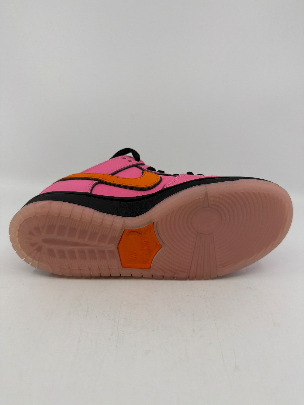 NIKE SB DUNK LOW X THE POWERPUFF GIRLS - BLOSSOM|41168