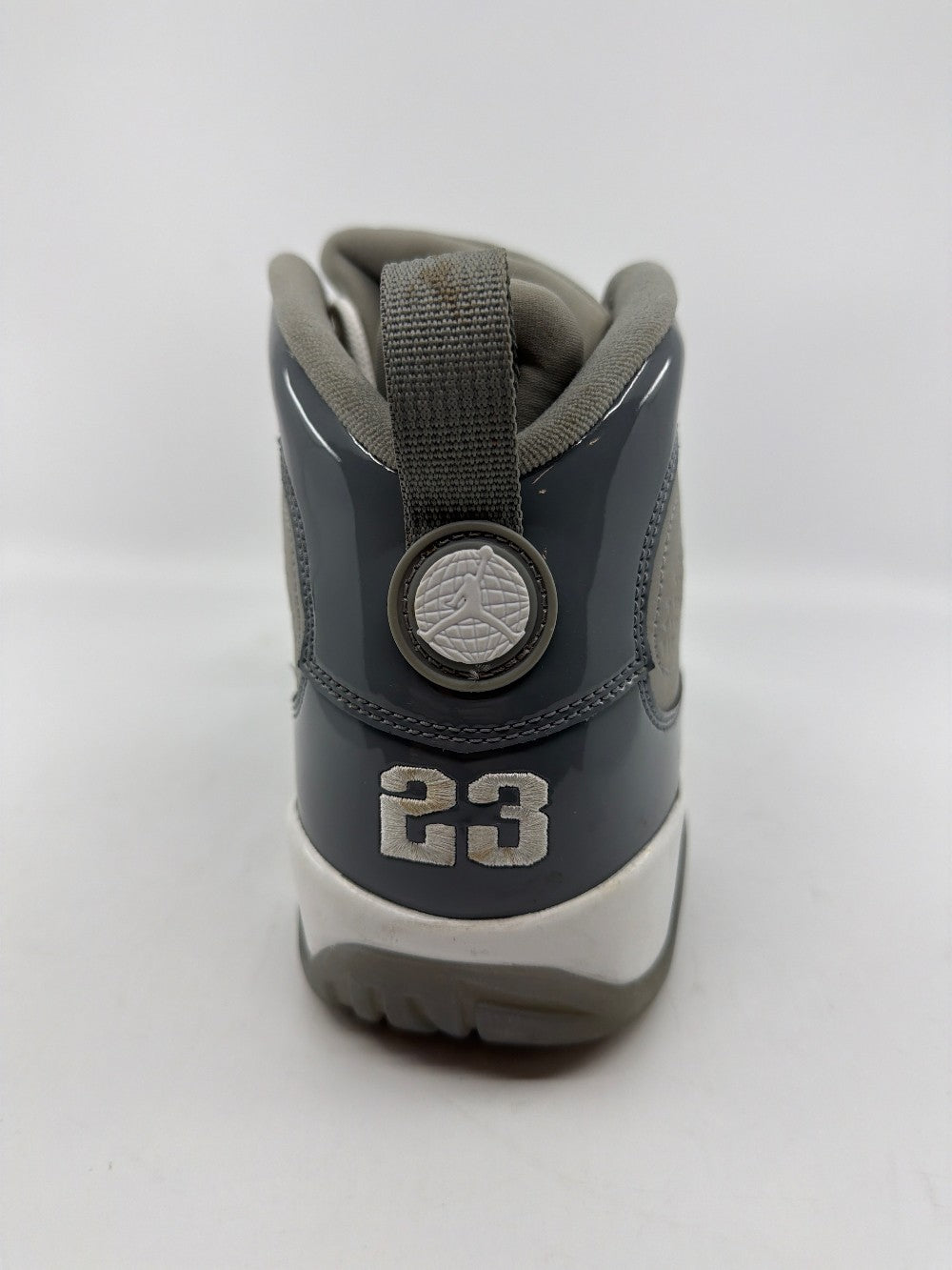 *USED* AJ 9 - COOL GREY (2025)|41182