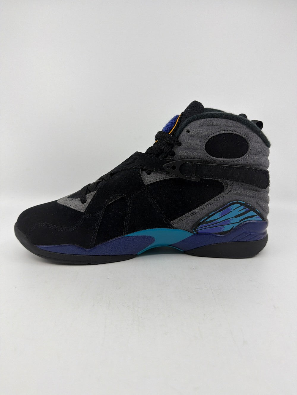 AJ 8 - AQUA (2025)|41231