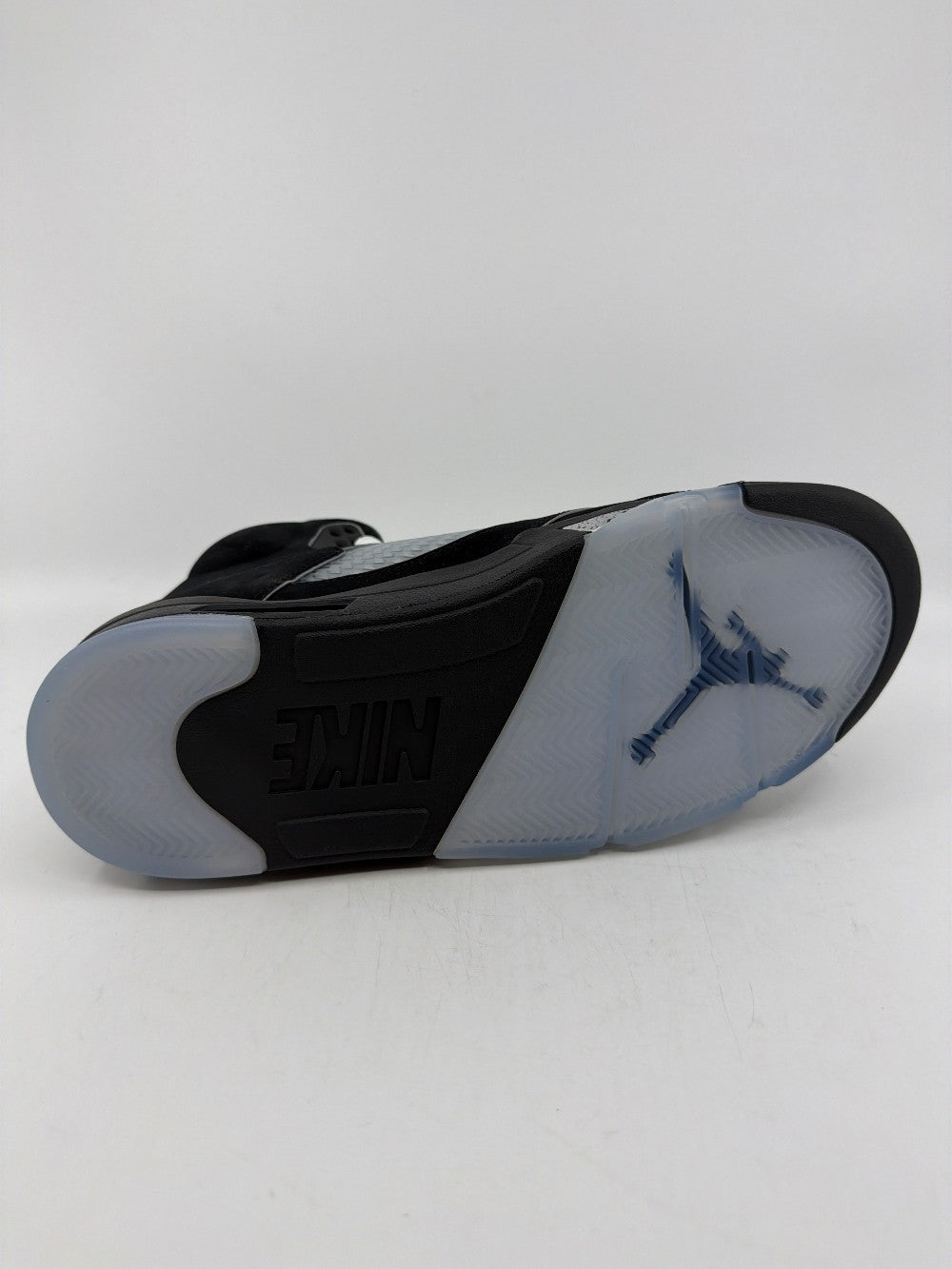 AJ 5 - BLACK METALLIC REIMAGINED|41248