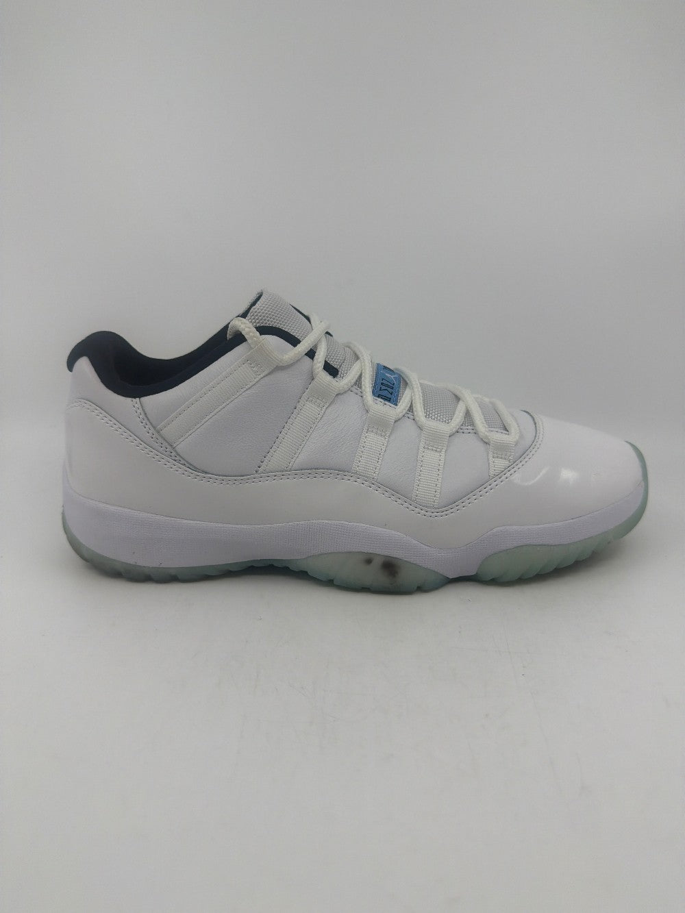 *USED* AJ 11 LOW - LEGEND BLUE|41399