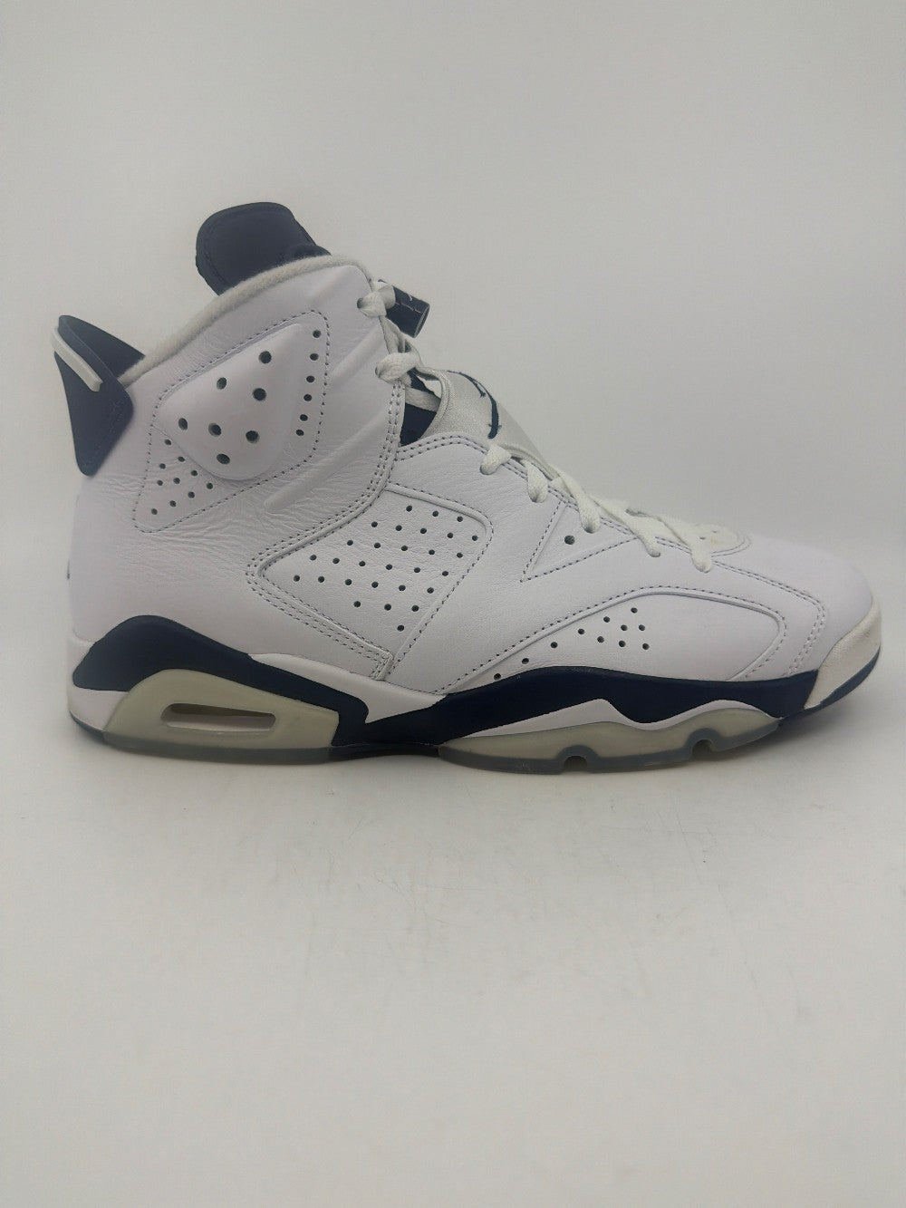 *USED* AJ 6 - MIDNIGHT NAVY (2022)|41409