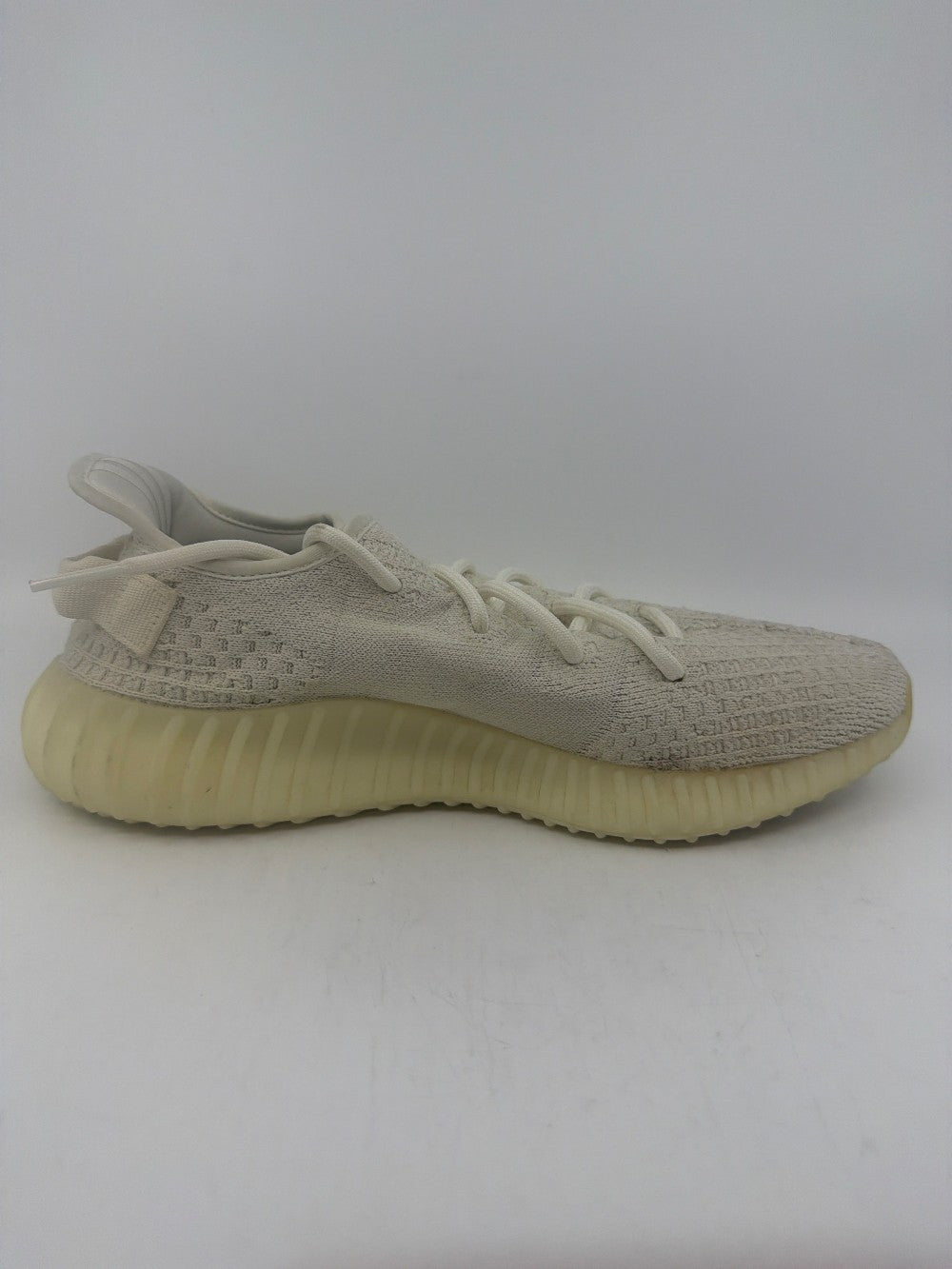 *USED* ADIDAS YEEZY BOOST 350 V2 - BONE|41426
