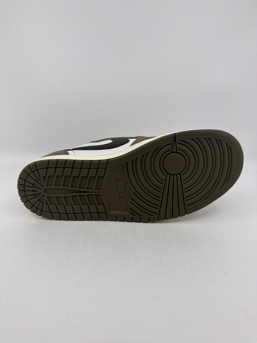AJ 1 LOW - OLIVE|41468