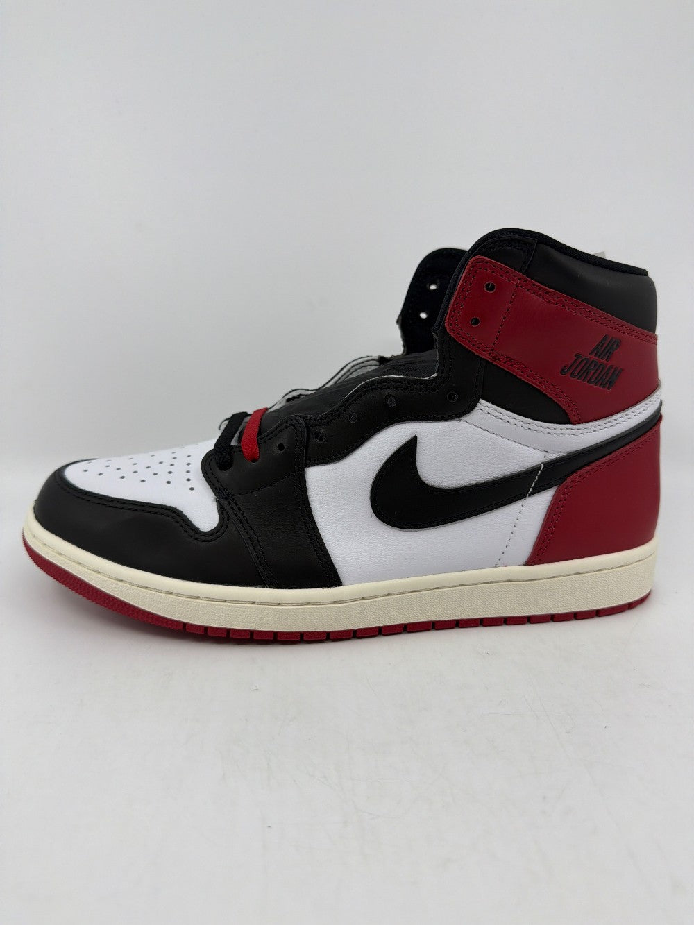 AJ 1 - BLACK TOE REIMAGINED|41484