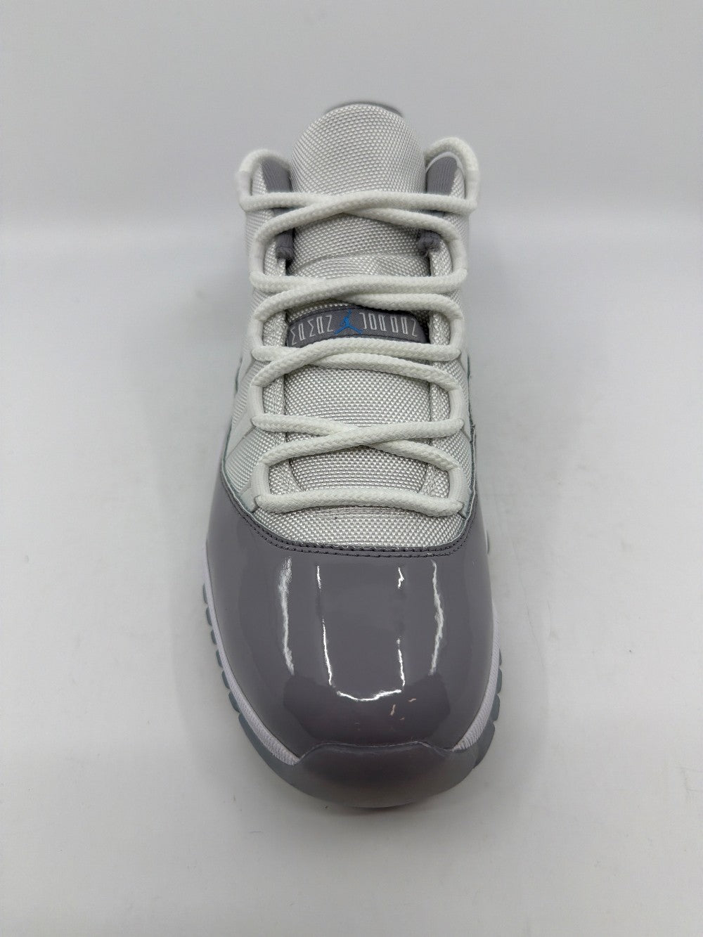 AJ 11 LOW - CEMENT GREY|41500