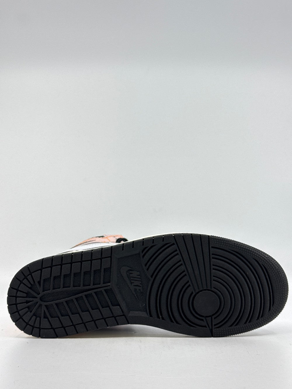 *USED* AJ 1 - SKYLINE|41550