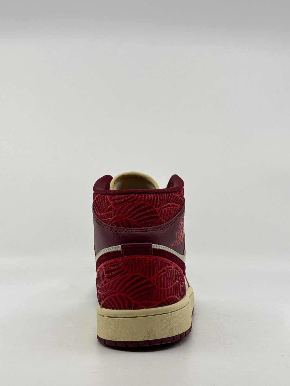 *USED* AJ 1 MID (W) - TIKI LEAF TEAM RED|41570