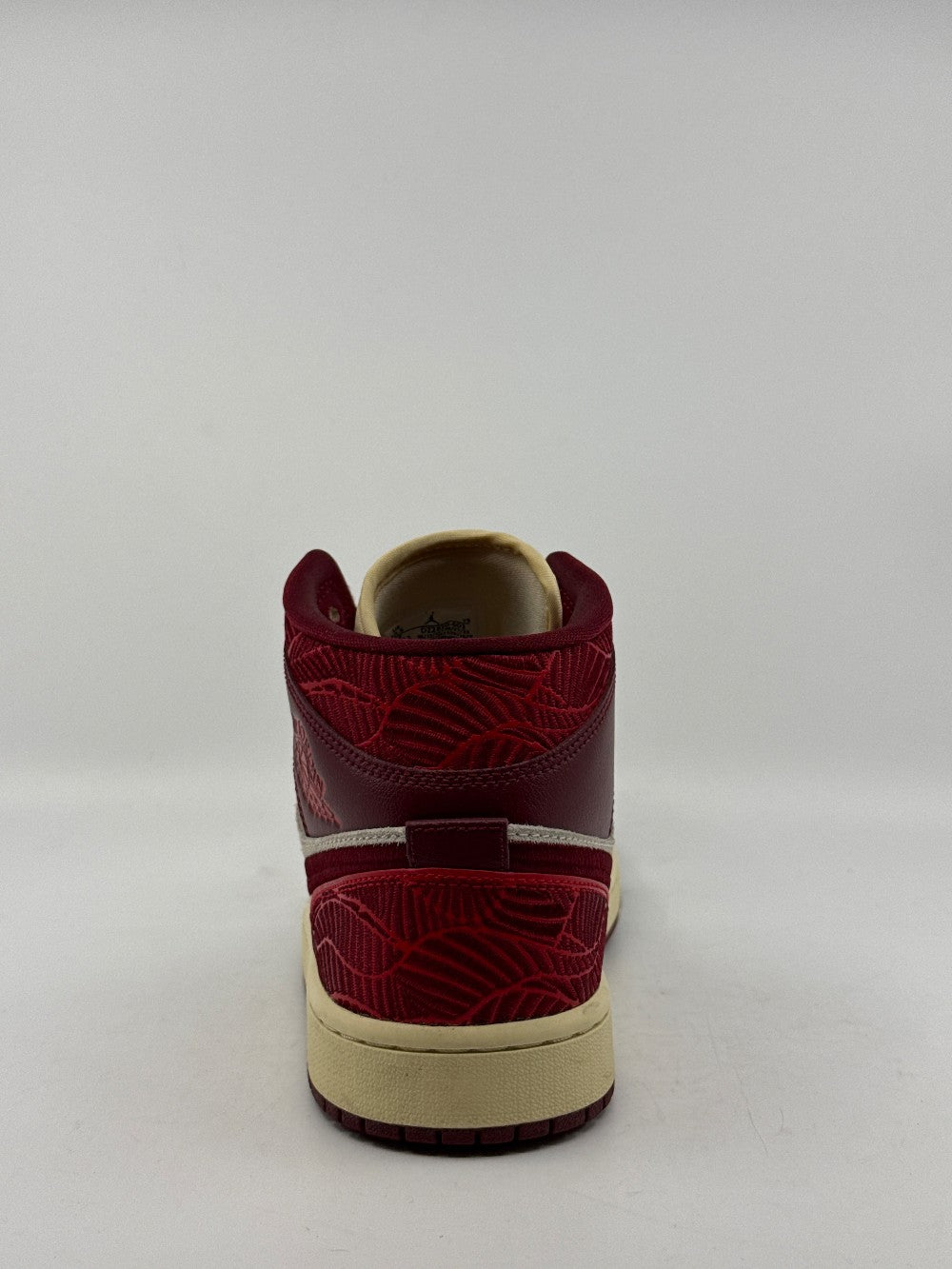 *USED* AJ 1 MID (W) - TIKI LEAF TEAM RED|41576