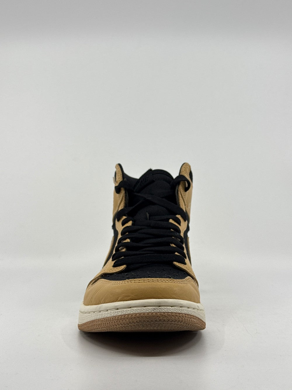*USED* AJ 1 - HEIRLOOM|41584