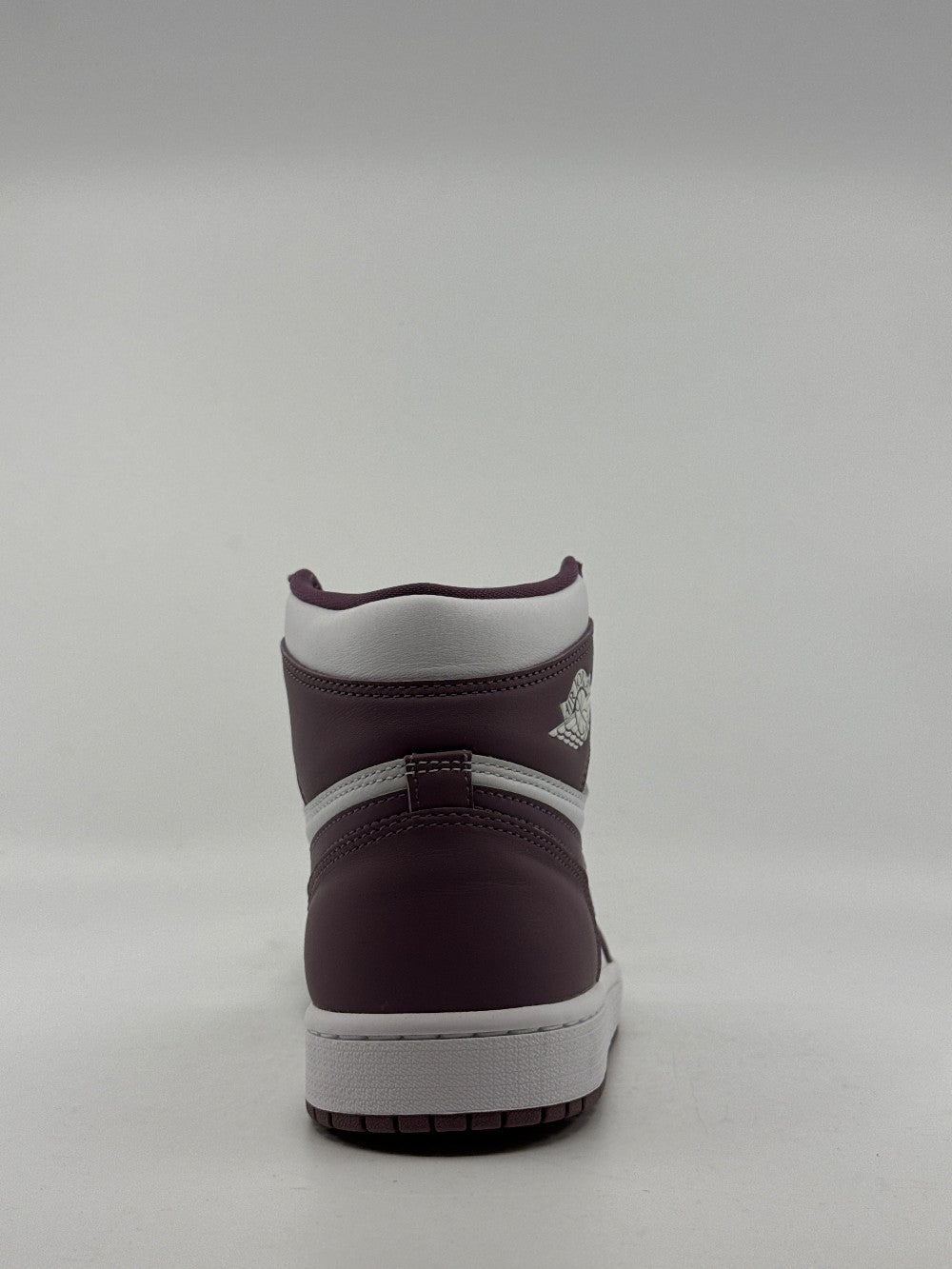 *USED* AJ 1 - MAUVE|41593