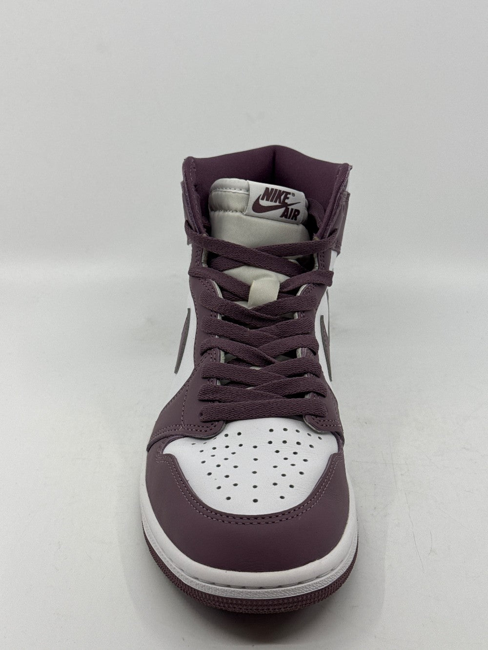 *USED* AJ 1 - MAUVE|41596