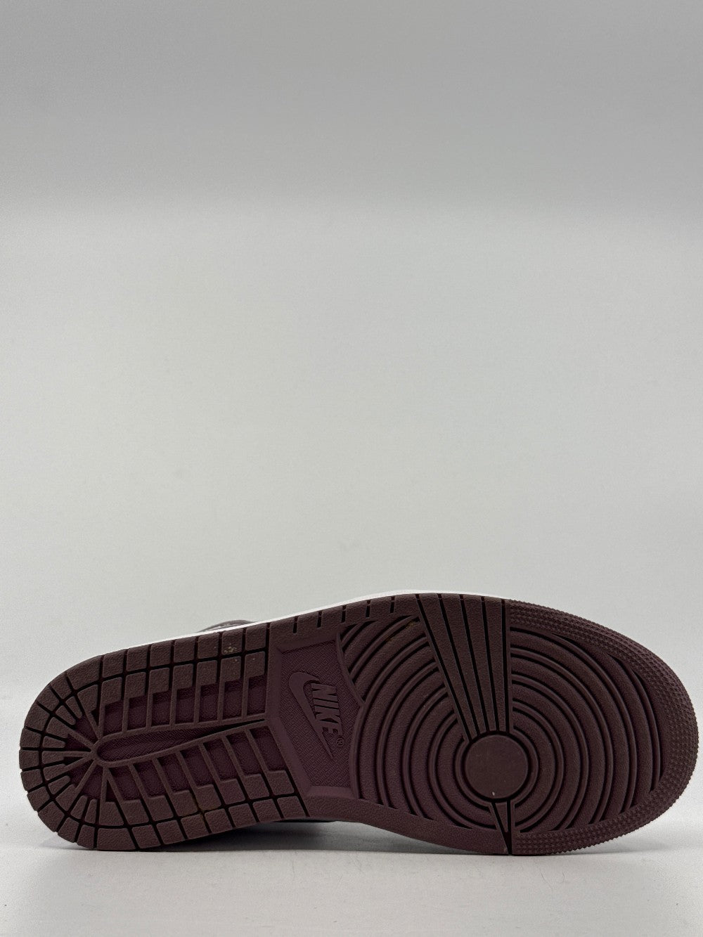 *USED* AJ 1 - MAUVE|41597