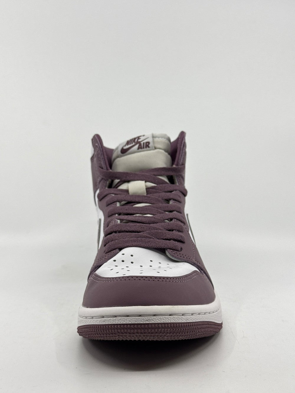 *USED* AJ 1 - MAUVE|41601