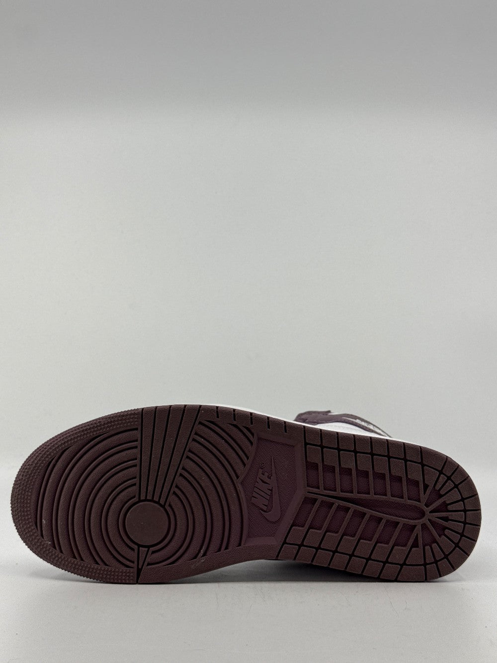 *USED* AJ 1 - MAUVE|41603