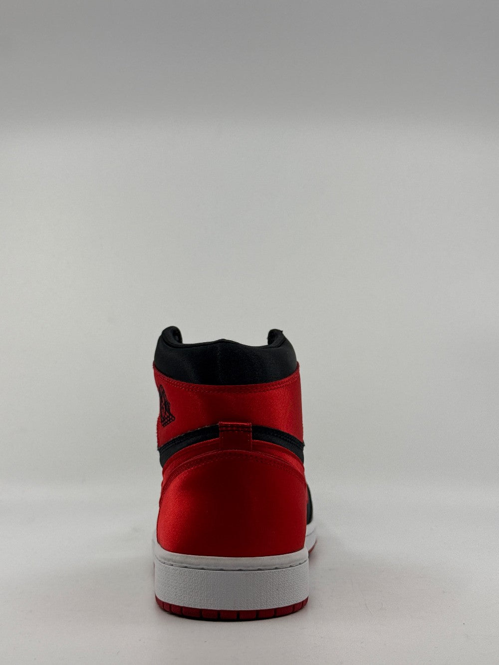 *USED* AJ 1 (W) - SATIN BRED|41613