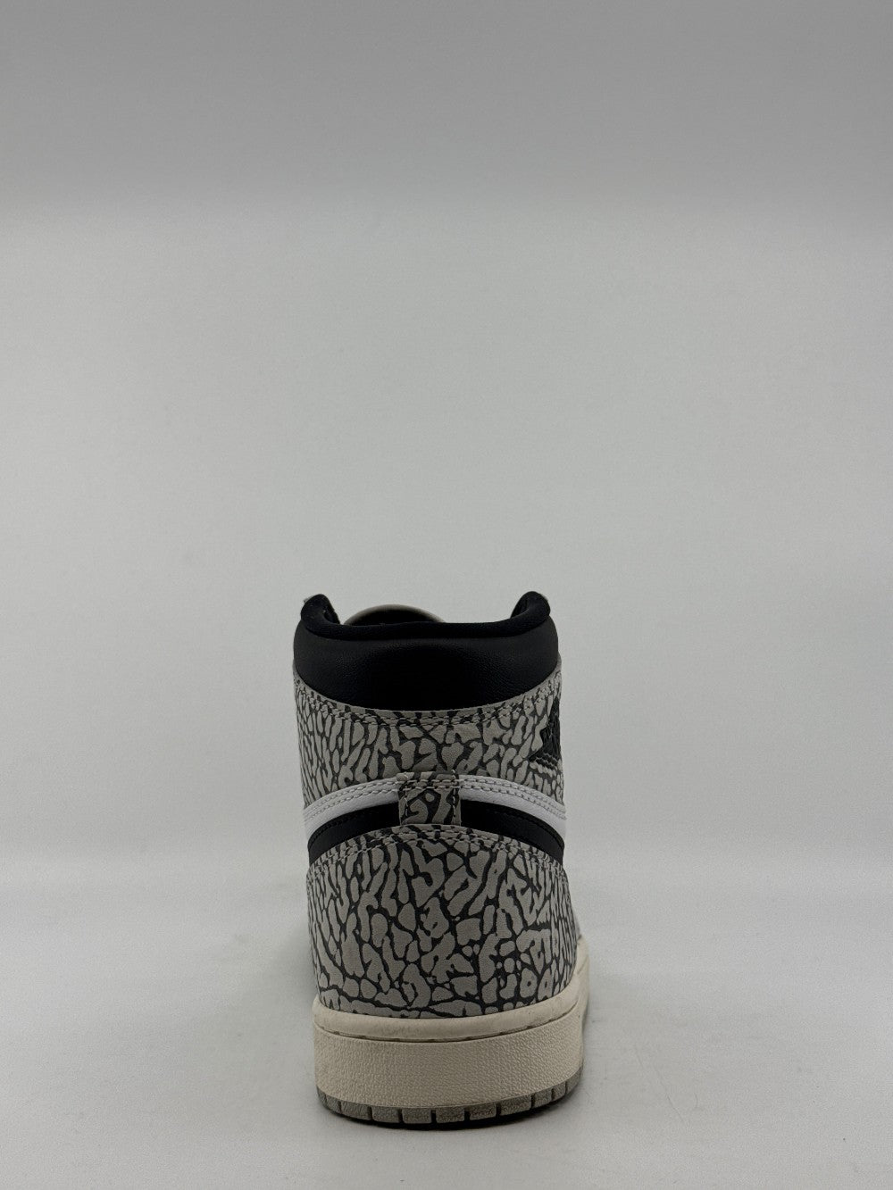 *USED* AJ 1 - WHITE CEMENT|41619