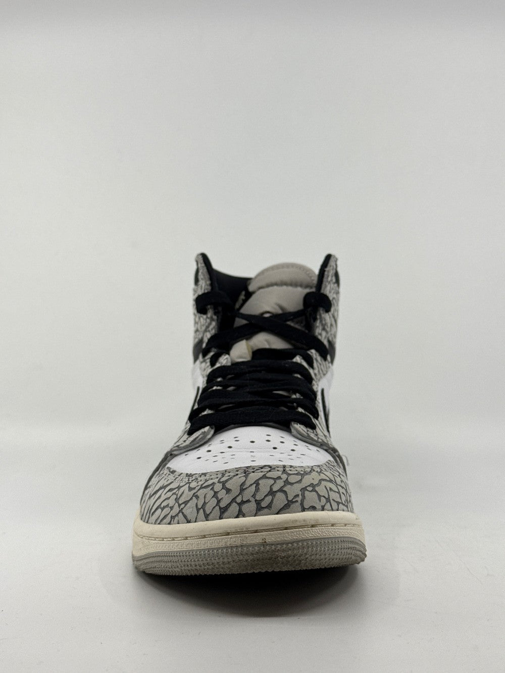 *USED* AJ 1 - WHITE CEMENT|41621
